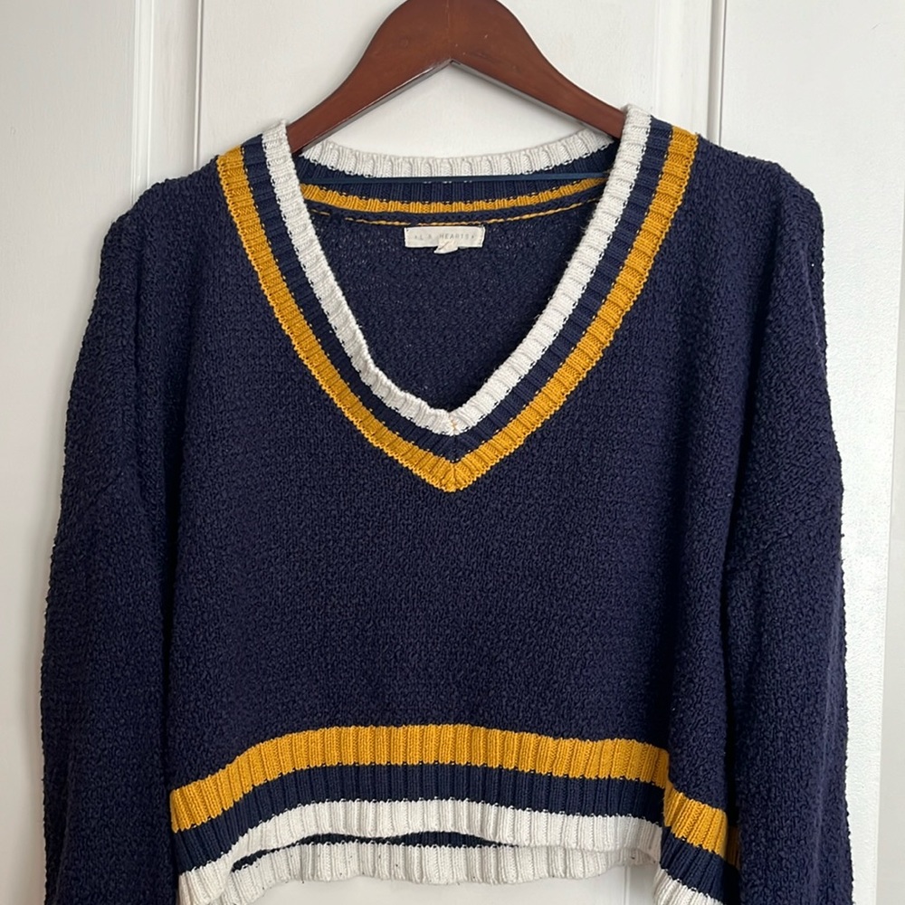 Crop sweater size medium.